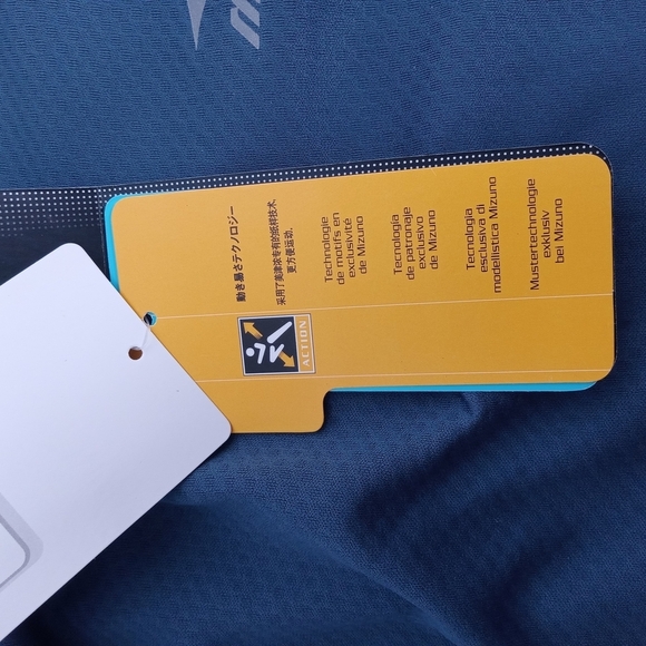 Mizuno Blue and Teal Athletic Shirt WOMEN'S SIZE MED. NWT - Picture 12 of 16